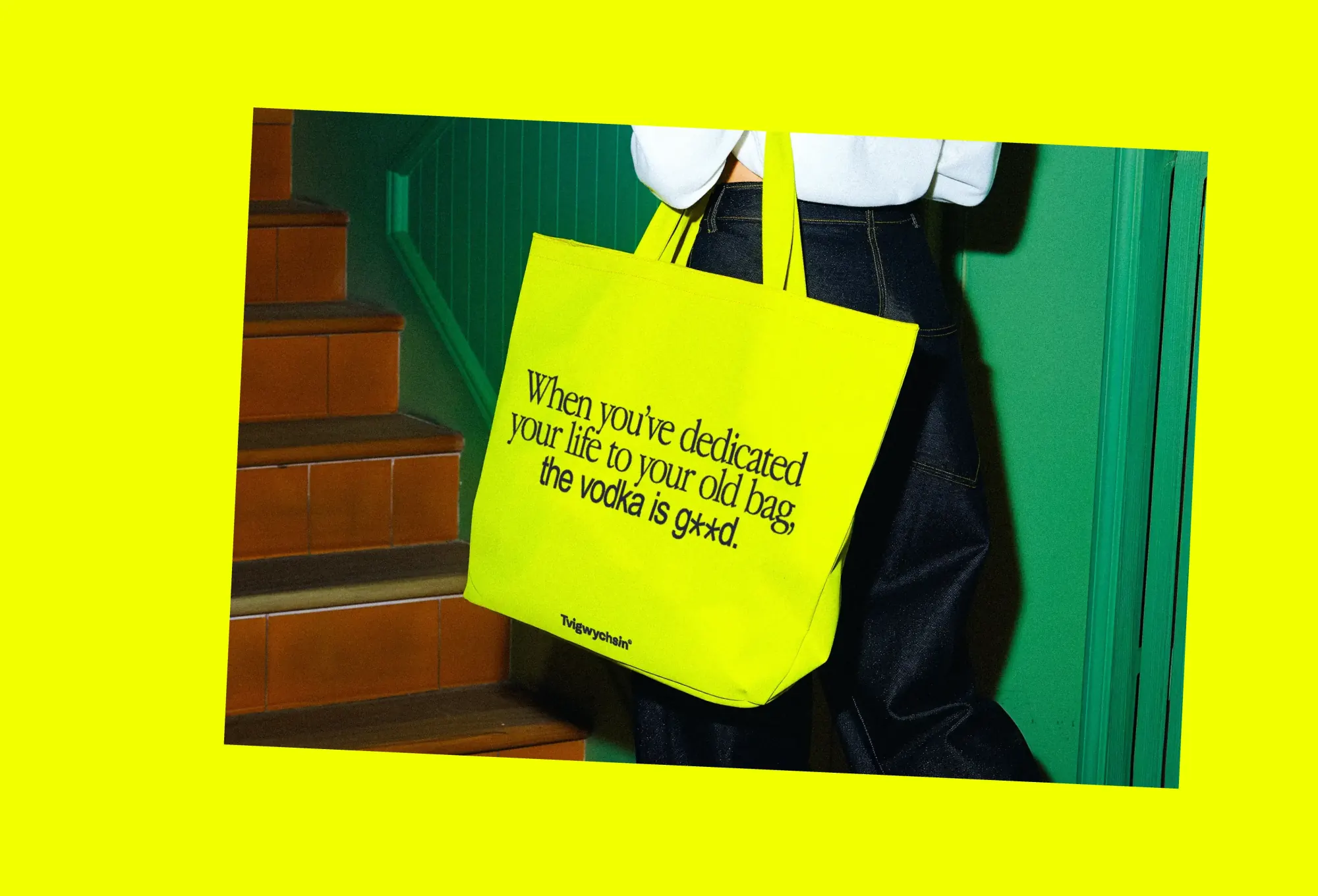 Lime Tvigwychsin tote bag: When you’ve dedicated your life to your old bag, the vodka is g**d